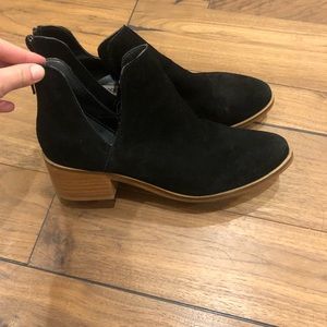 Steve Madden Black Bootie